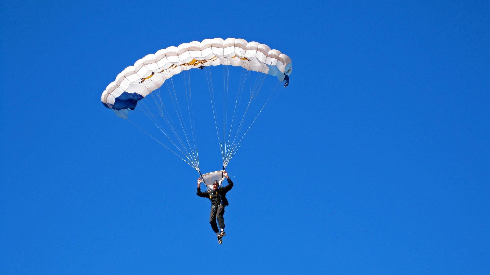 圣城回响,当米切尔的枪口对准了马刺的钟